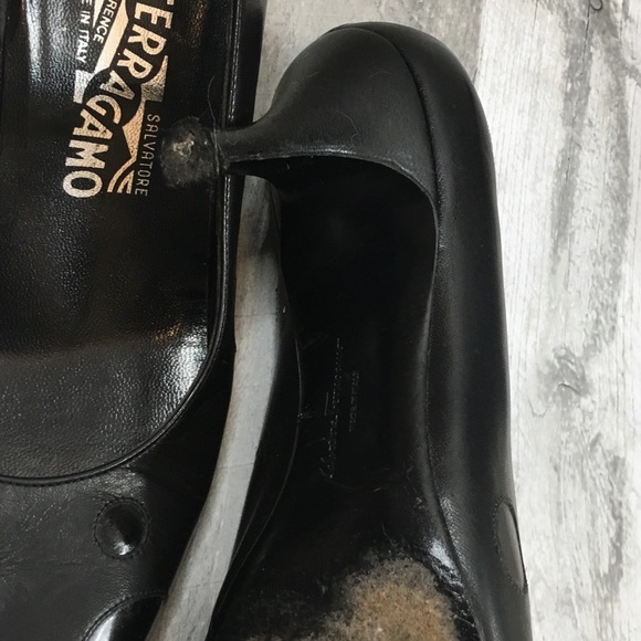 Vintage Salvatore Ferragamo pumps - Picture 7 of 8